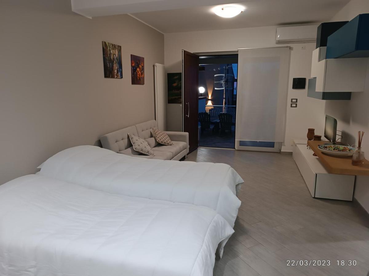 Apartamento Tra cielo e mare Capo dʼOrlando Exterior foto